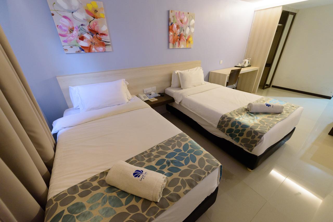 Samudra Hotel Кучинг Экстерьер фото