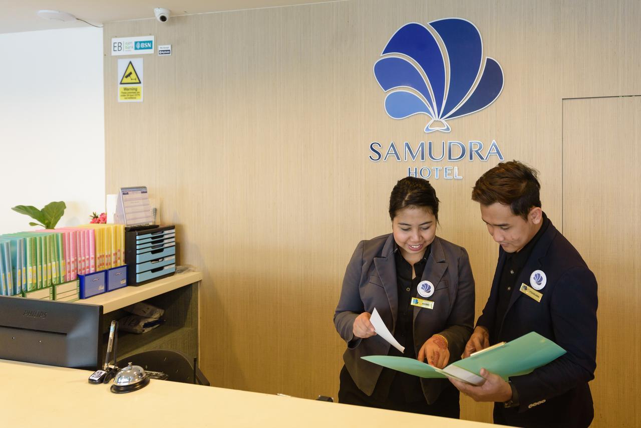 Samudra Hotel Кучинг Экстерьер фото